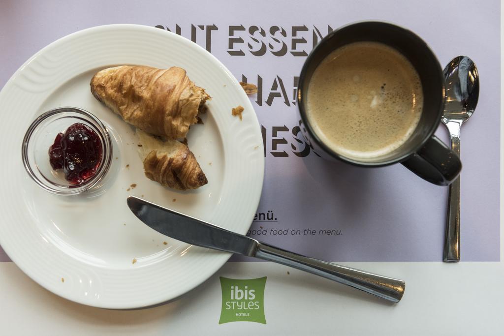 Ibis Styles Hotel Гельзенкирхен Ресторан фото